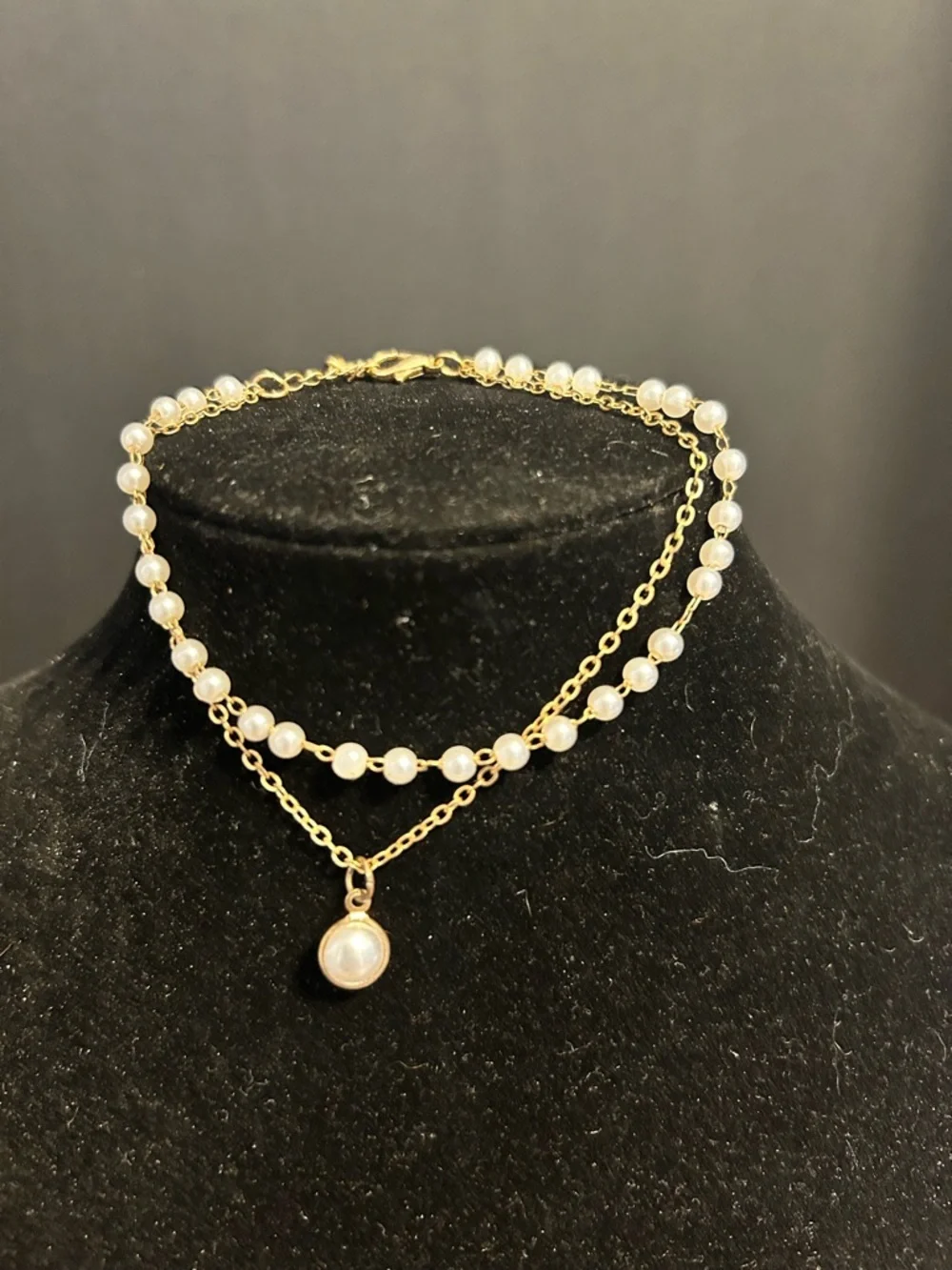 Gold Pearl Layered bracelet- Elegant Pearl Pendant